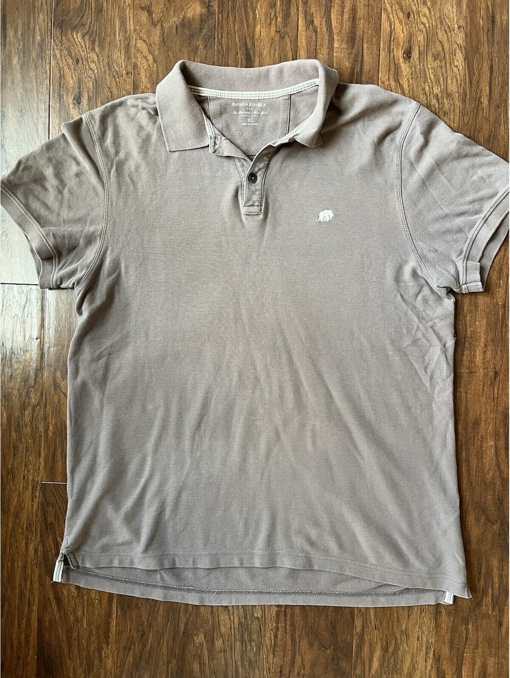 Banana Republic Short Sleeve Polo Gray Men’s Size XL  Elephant Logo